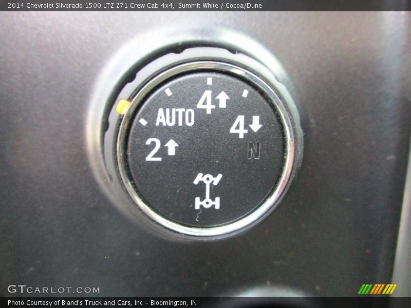 Controls of 2014 Silverado 1500 LTZ Z71 Crew Cab 4x4