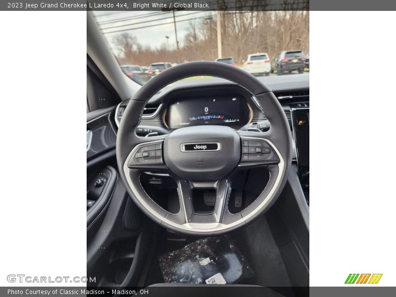 Bright White / Global Black 2023 Jeep Grand Cherokee L Laredo 4x4
