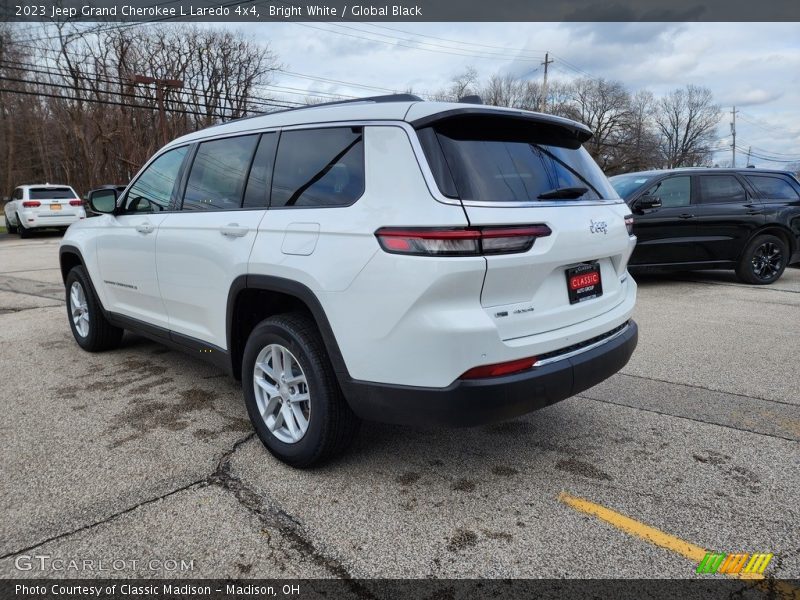 Bright White / Global Black 2023 Jeep Grand Cherokee L Laredo 4x4