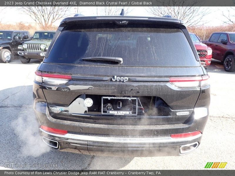 Diamond Black Crystal Pearl / Global Black 2023 Jeep Grand Cherokee Overland 4XE