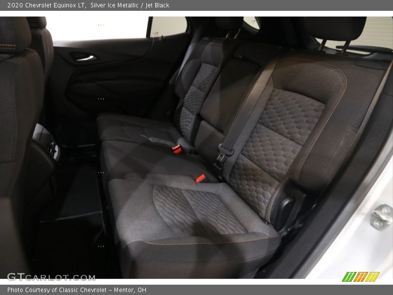 Silver Ice Metallic / Jet Black 2020 Chevrolet Equinox LT