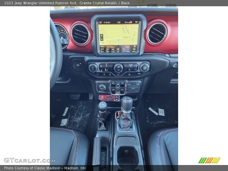 Granite Crystal Metallic / Black 2023 Jeep Wrangler Unlimited Rubicon 4x4