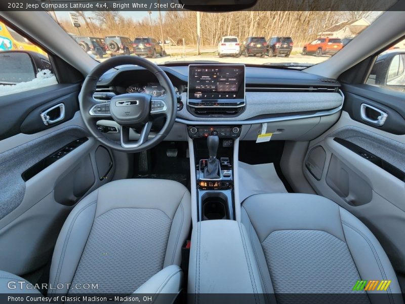  2022 Compass Latitude 4x4 Steel Gray Interior