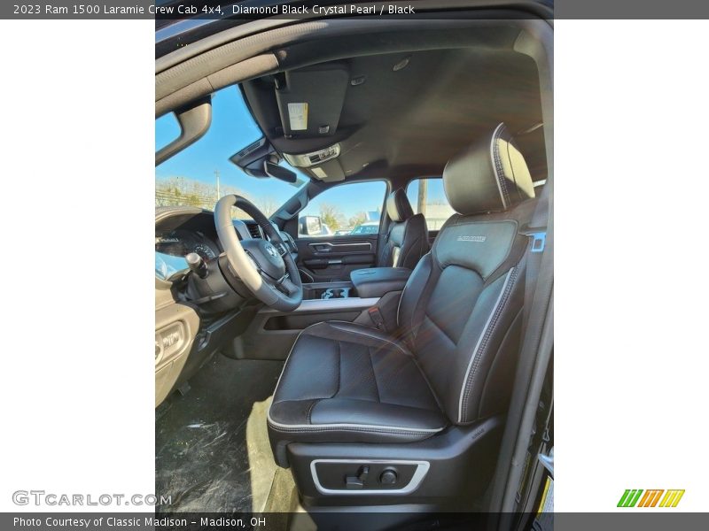 Diamond Black Crystal Pearl / Black 2023 Ram 1500 Laramie Crew Cab 4x4