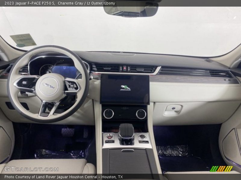 Charente Gray / Lt Oyster/Ebony 2023 Jaguar F-PACE P250 S