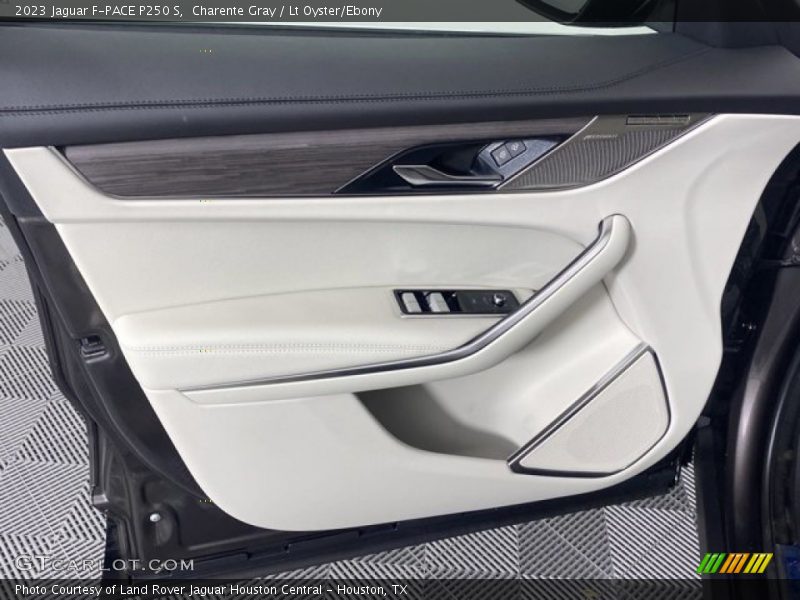 Charente Gray / Lt Oyster/Ebony 2023 Jaguar F-PACE P250 S