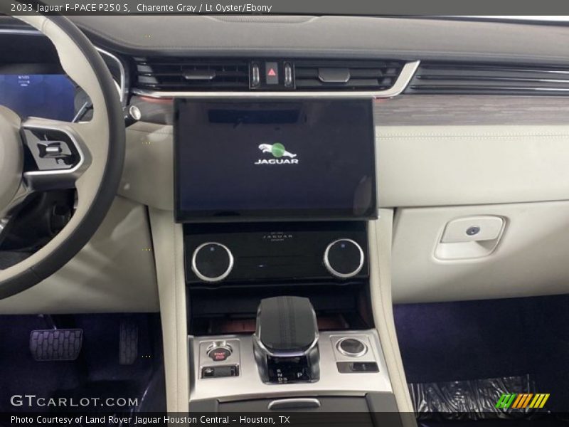 Charente Gray / Lt Oyster/Ebony 2023 Jaguar F-PACE P250 S