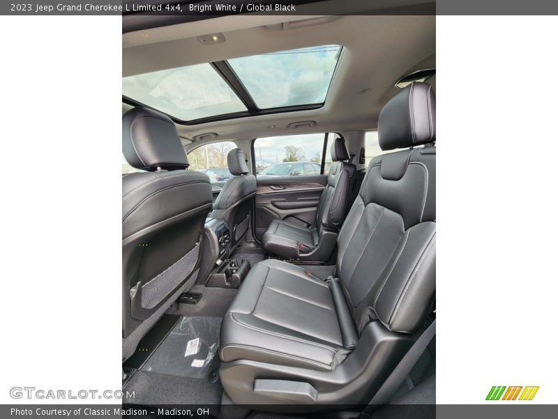 Bright White / Global Black 2023 Jeep Grand Cherokee L Limited 4x4