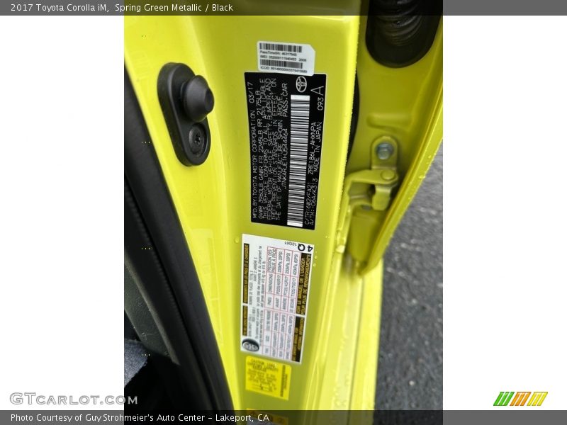 Spring Green Metallic / Black 2017 Toyota Corolla iM
