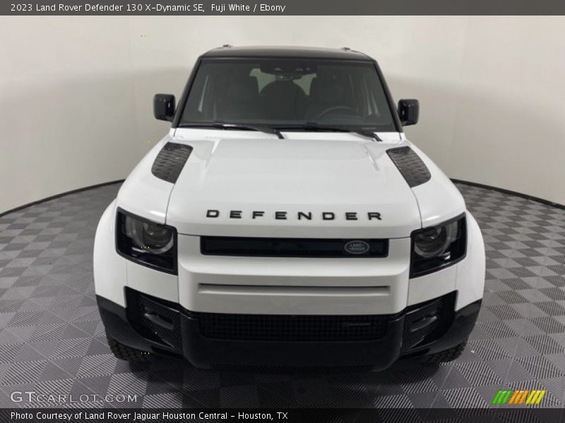 Fuji White / Ebony 2023 Land Rover Defender 130 X-Dynamic SE