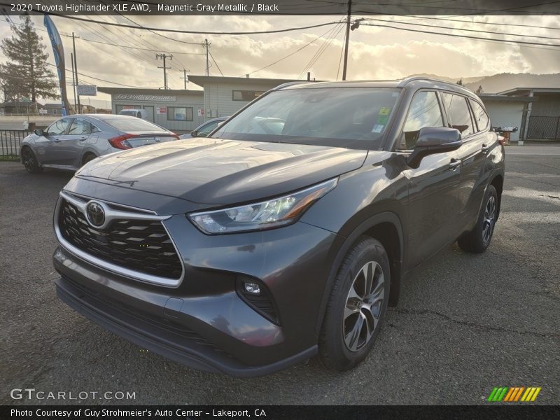 Magnetic Gray Metallic / Black 2020 Toyota Highlander XLE AWD