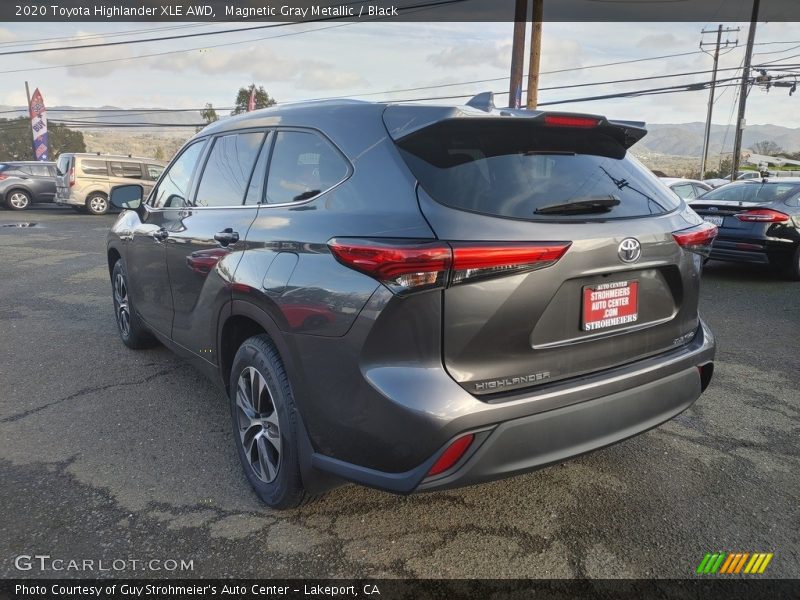 Magnetic Gray Metallic / Black 2020 Toyota Highlander XLE AWD