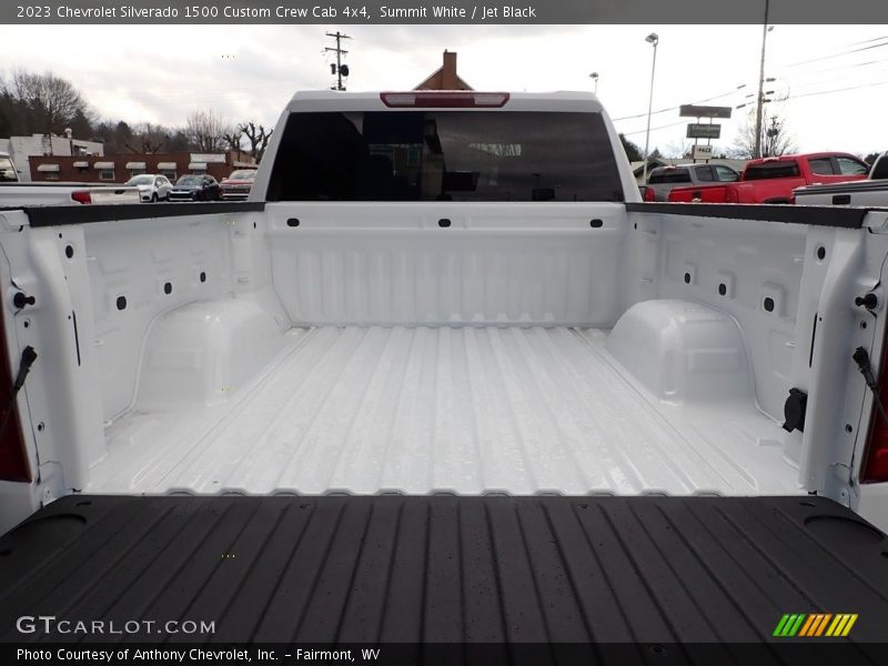 Summit White / Jet Black 2023 Chevrolet Silverado 1500 Custom Crew Cab 4x4
