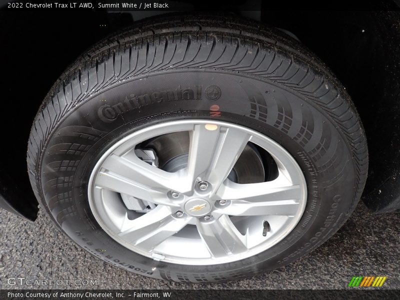 Summit White / Jet Black 2022 Chevrolet Trax LT AWD