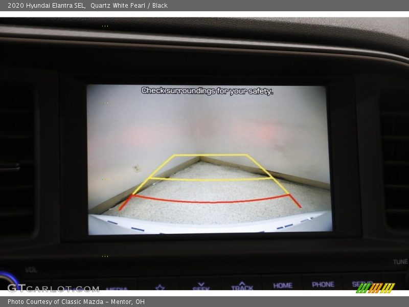 Quartz White Pearl / Black 2020 Hyundai Elantra SEL