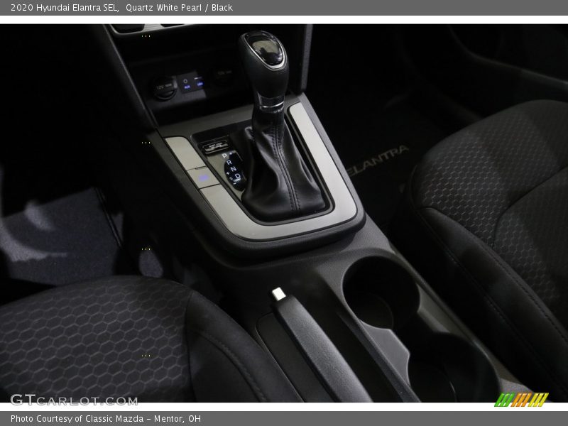 Quartz White Pearl / Black 2020 Hyundai Elantra SEL