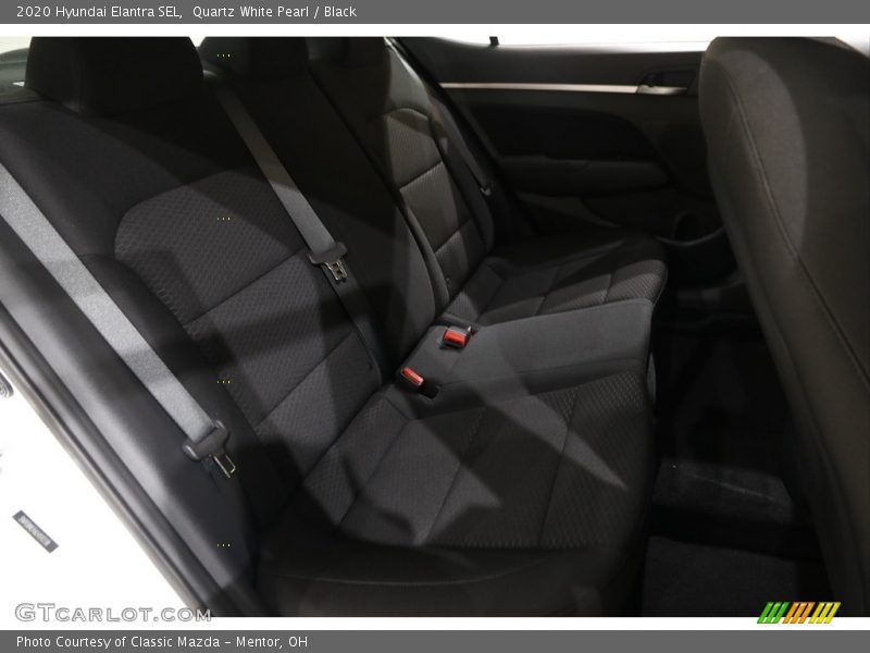 Quartz White Pearl / Black 2020 Hyundai Elantra SEL