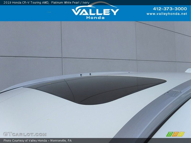 Platinum White Pearl / Ivory 2019 Honda CR-V Touring AWD