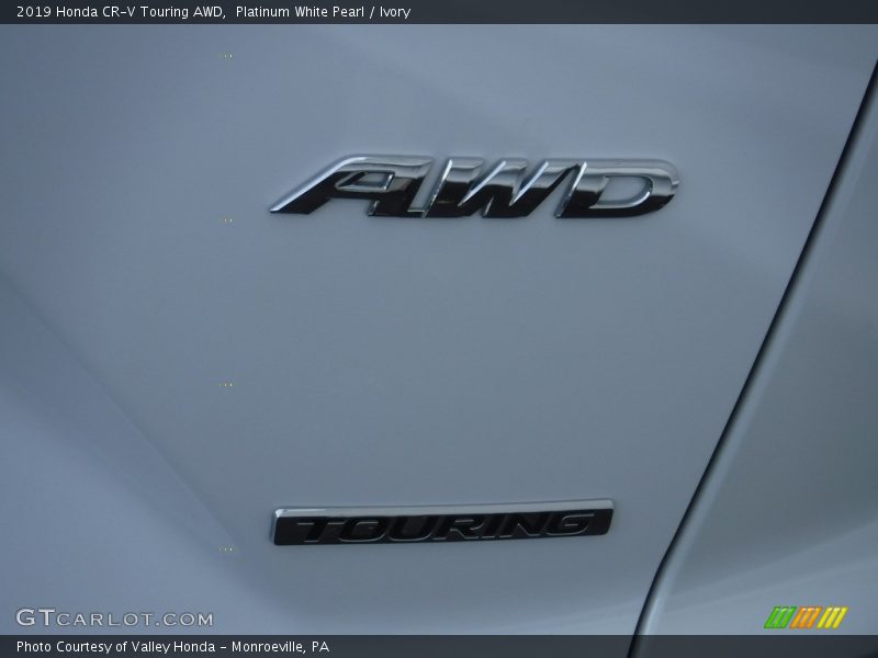 Platinum White Pearl / Ivory 2019 Honda CR-V Touring AWD
