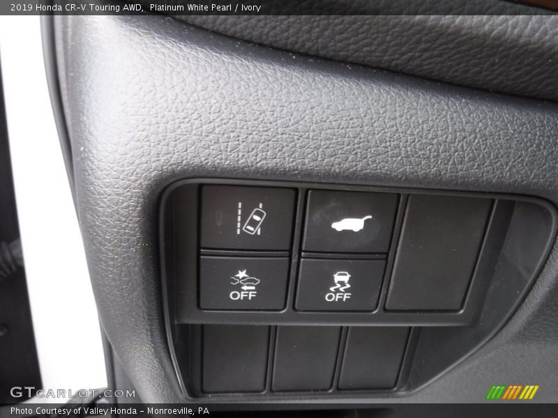 Platinum White Pearl / Ivory 2019 Honda CR-V Touring AWD