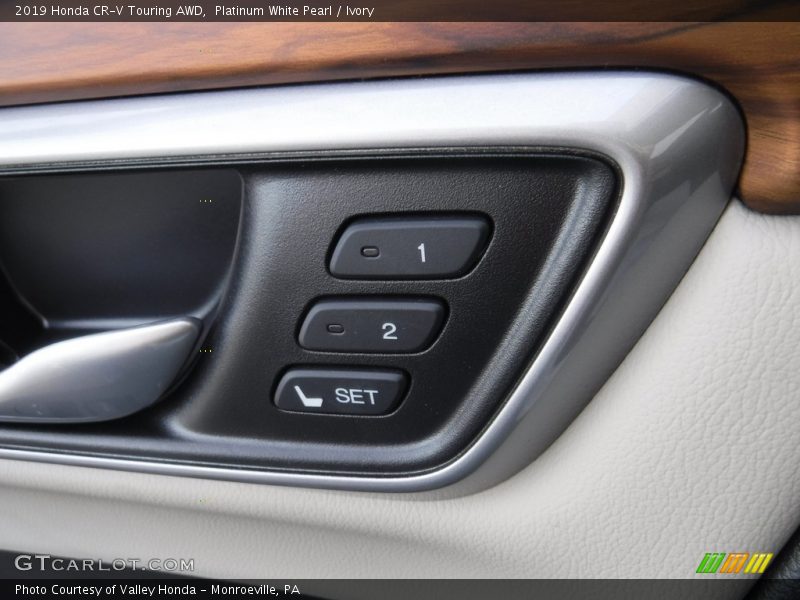 Platinum White Pearl / Ivory 2019 Honda CR-V Touring AWD