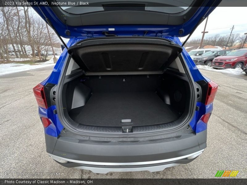  2023 Seltos SX AWD Trunk