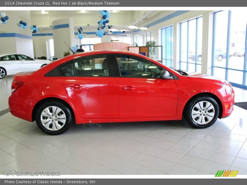 Red Hot / Jet Black/Medium Titanium 2014 Chevrolet Cruze LS