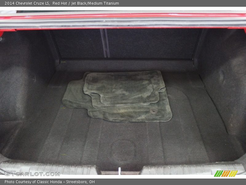 Red Hot / Jet Black/Medium Titanium 2014 Chevrolet Cruze LS
