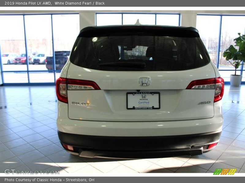 White Diamond Pearl / Black 2019 Honda Pilot LX AWD