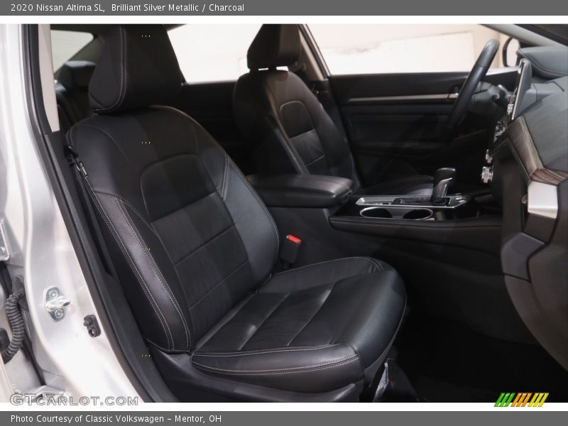 Brilliant Silver Metallic / Charcoal 2020 Nissan Altima SL