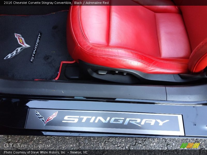 Black / Adrenaline Red 2016 Chevrolet Corvette Stingray Convertible