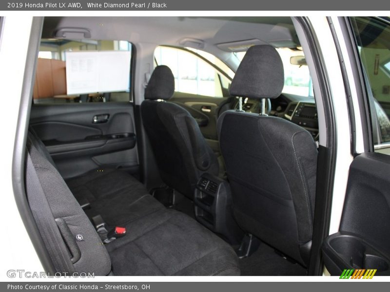 White Diamond Pearl / Black 2019 Honda Pilot LX AWD