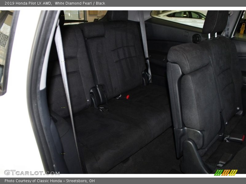 White Diamond Pearl / Black 2019 Honda Pilot LX AWD