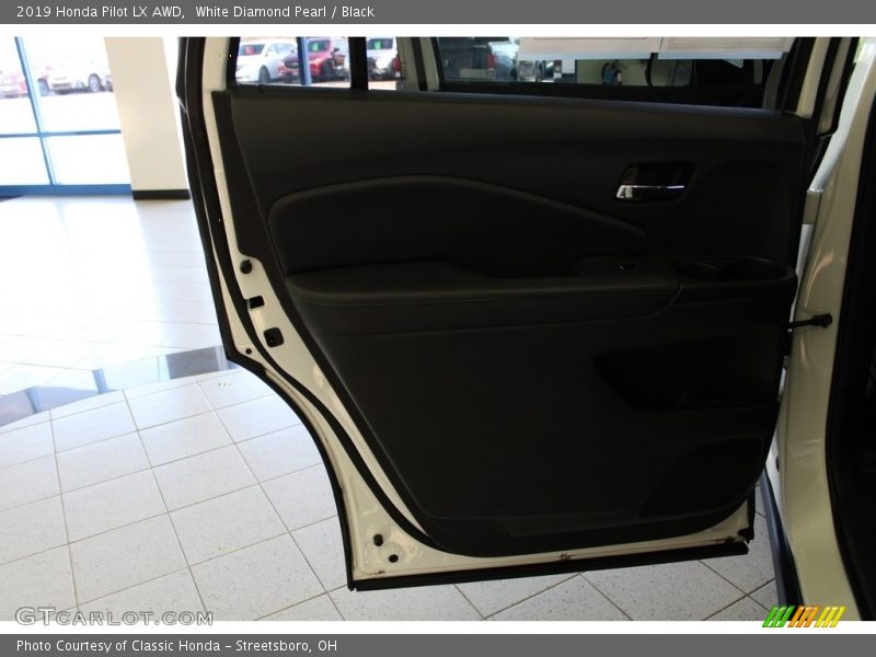 White Diamond Pearl / Black 2019 Honda Pilot LX AWD
