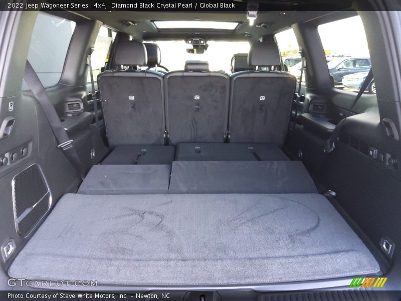 Diamond Black Crystal Pearl / Global Black 2022 Jeep Wagoneer Series I 4x4