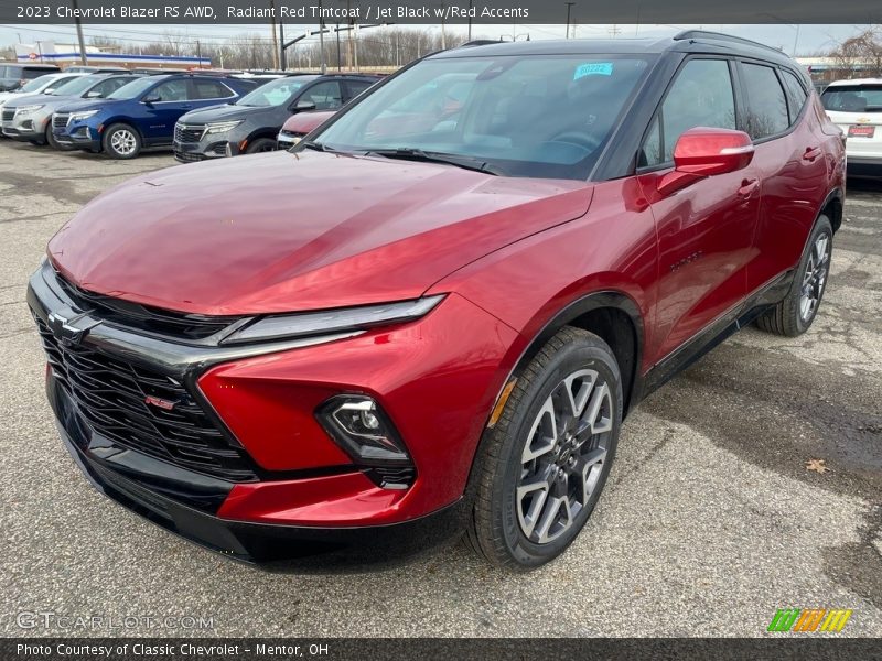 Front 3/4 View of 2023 Blazer RS AWD