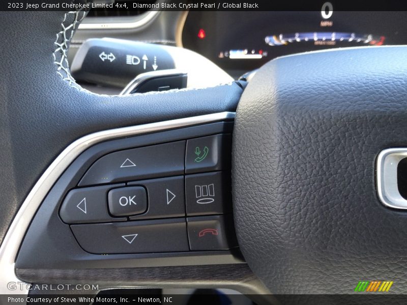 Diamond Black Crystal Pearl / Global Black 2023 Jeep Grand Cherokee Limited 4x4