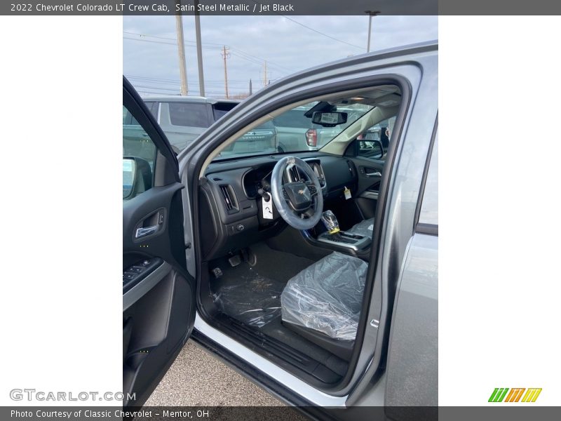 Satin Steel Metallic / Jet Black 2022 Chevrolet Colorado LT Crew Cab