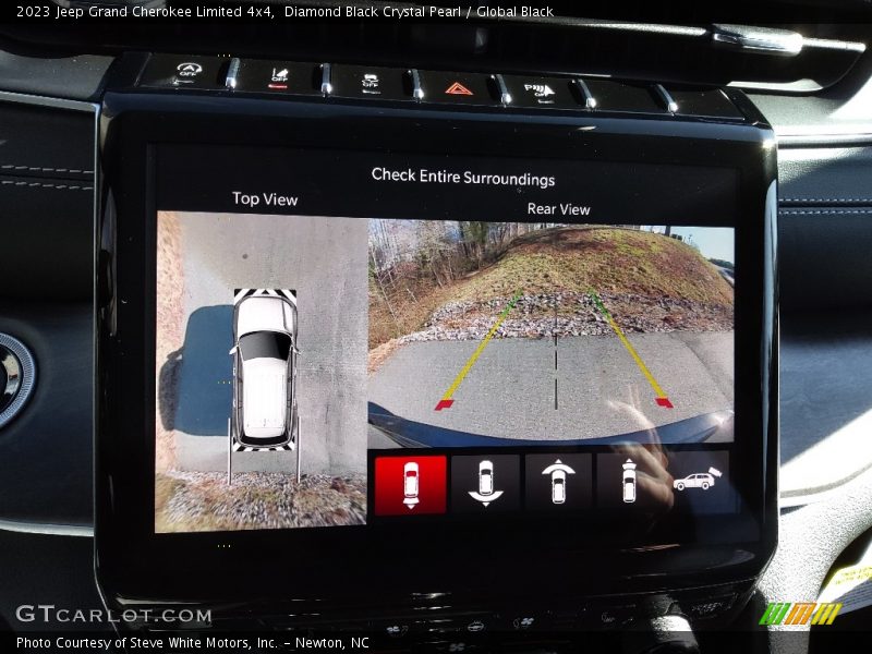 Diamond Black Crystal Pearl / Global Black 2023 Jeep Grand Cherokee Limited 4x4