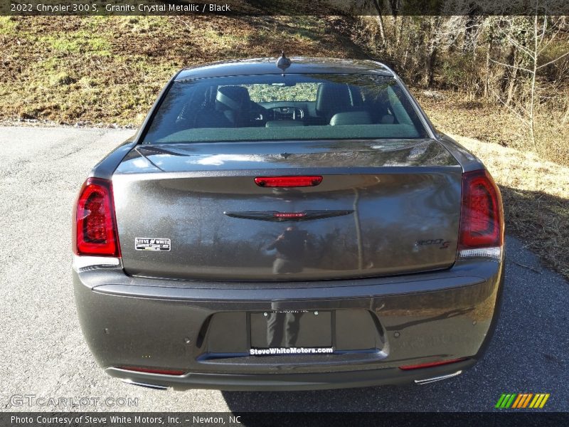 Granite Crystal Metallic / Black 2022 Chrysler 300 S