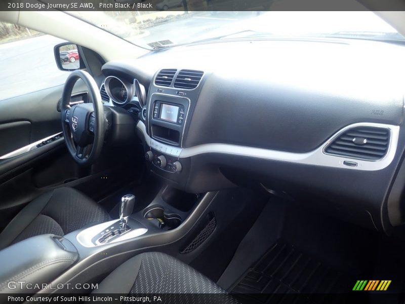 Pitch Black / Black 2018 Dodge Journey SE AWD