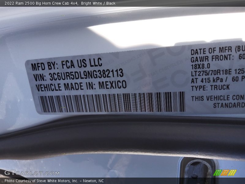 Bright White / Black 2022 Ram 2500 Big Horn Crew Cab 4x4