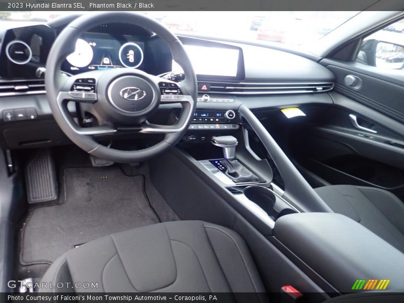 Phantom Black / Black 2023 Hyundai Elantra SEL