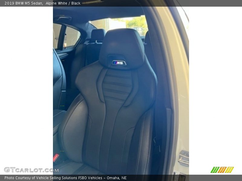 Alpine White / Black 2019 BMW M5 Sedan