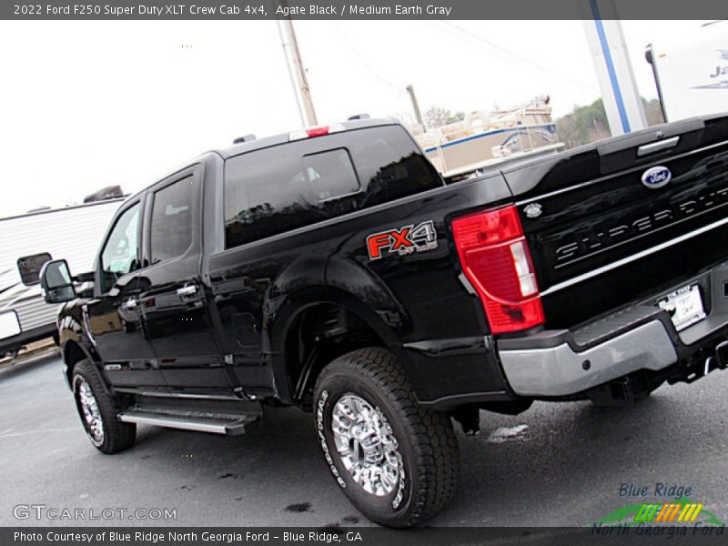 Agate Black / Medium Earth Gray 2022 Ford F250 Super Duty XLT Crew Cab 4x4