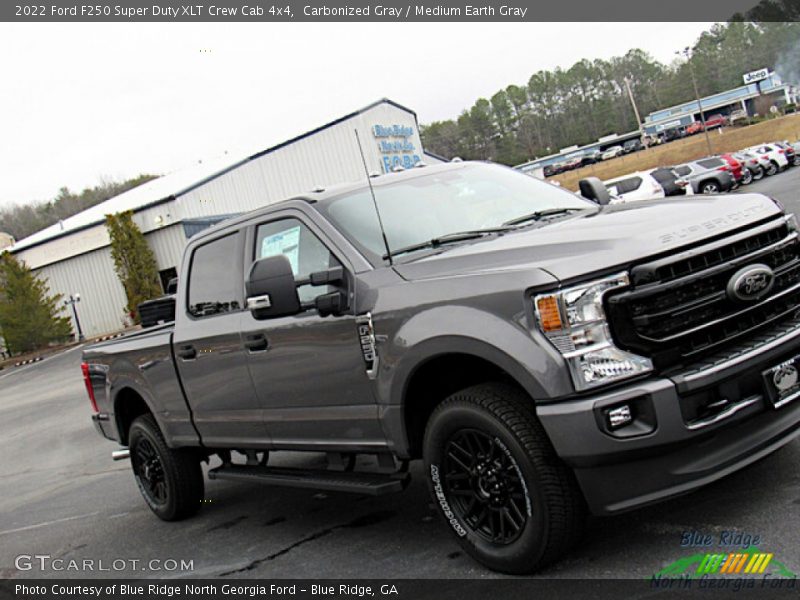 Carbonized Gray / Medium Earth Gray 2022 Ford F250 Super Duty XLT Crew Cab 4x4