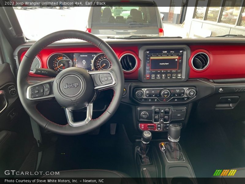 Dashboard of 2023 Wrangler Unlimited Rubicon 4x4