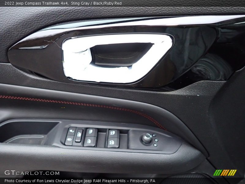Sting Gray / Black/Ruby Red 2022 Jeep Compass Trailhawk 4x4