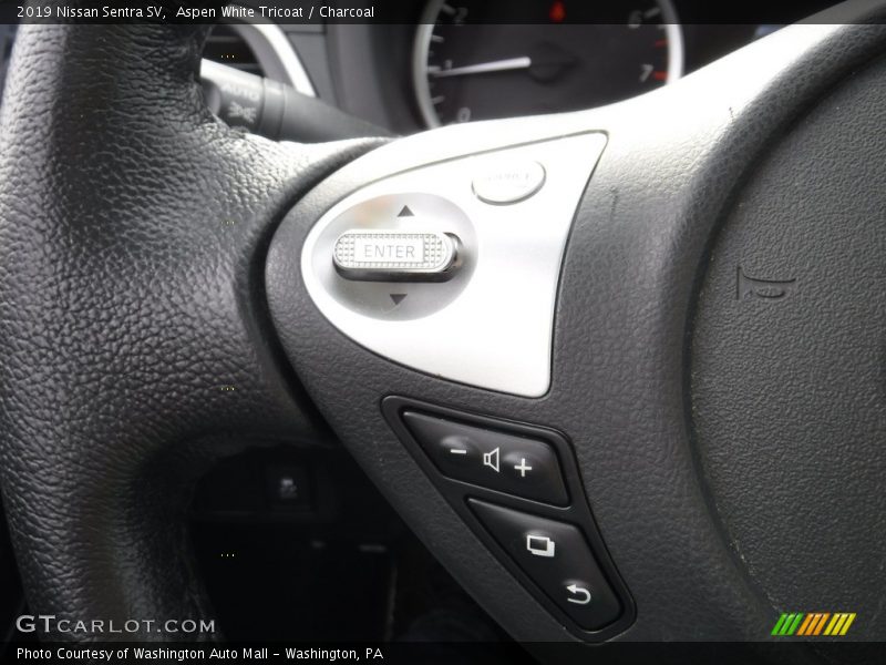 Aspen White Tricoat / Charcoal 2019 Nissan Sentra SV