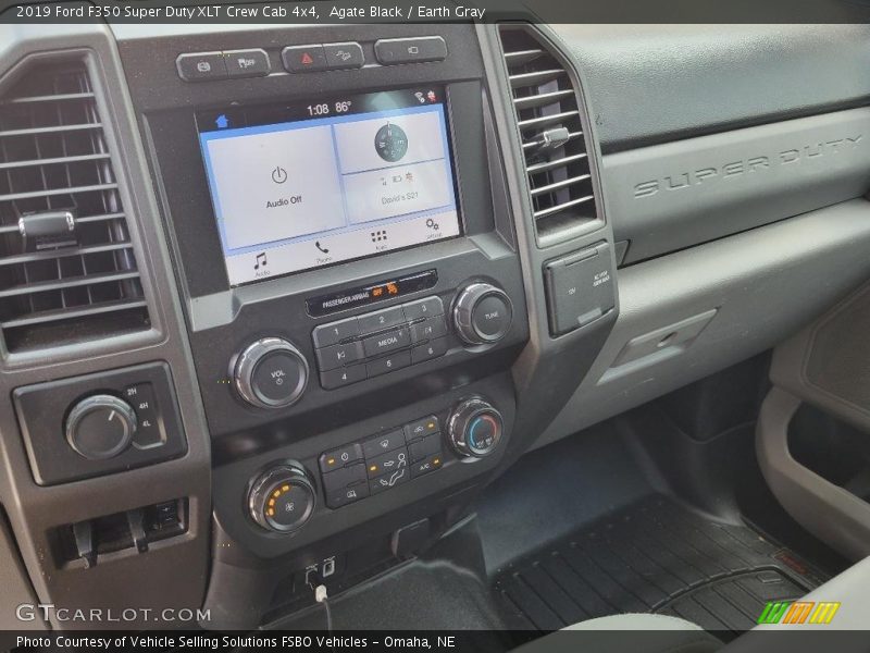 Agate Black / Earth Gray 2019 Ford F350 Super Duty XLT Crew Cab 4x4